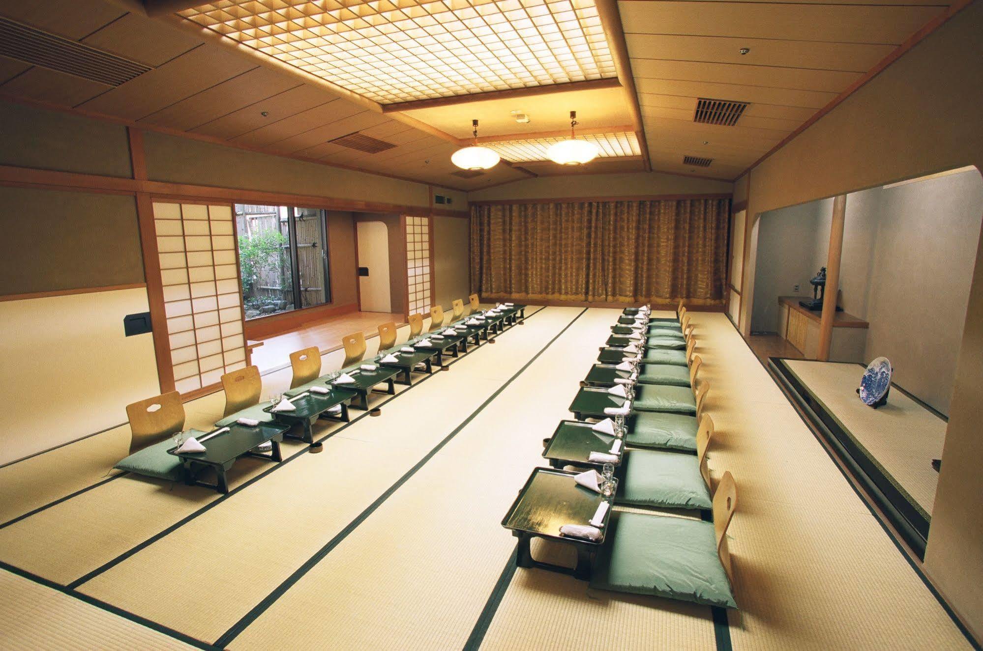 Nagaoka Grand Hotel Exteriör bild